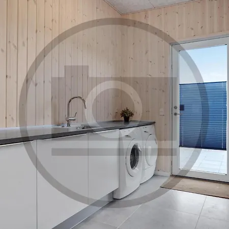 Beautiful In With Indoor Swimming Pool *